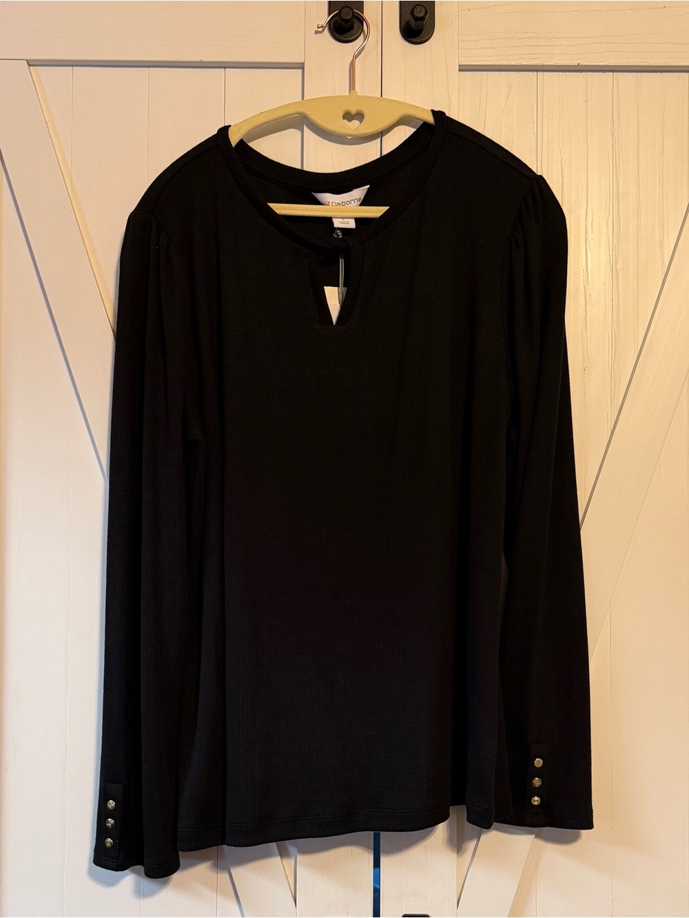 Liz Claiborne Black Long-Sleeve Keyhole Top Gold accents Women’s Large